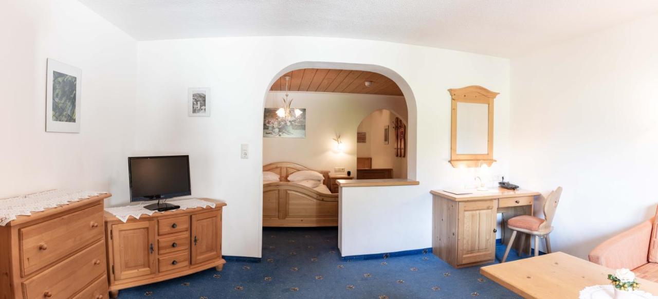 Hotel Rotlechhof Берванг Екстериор снимка